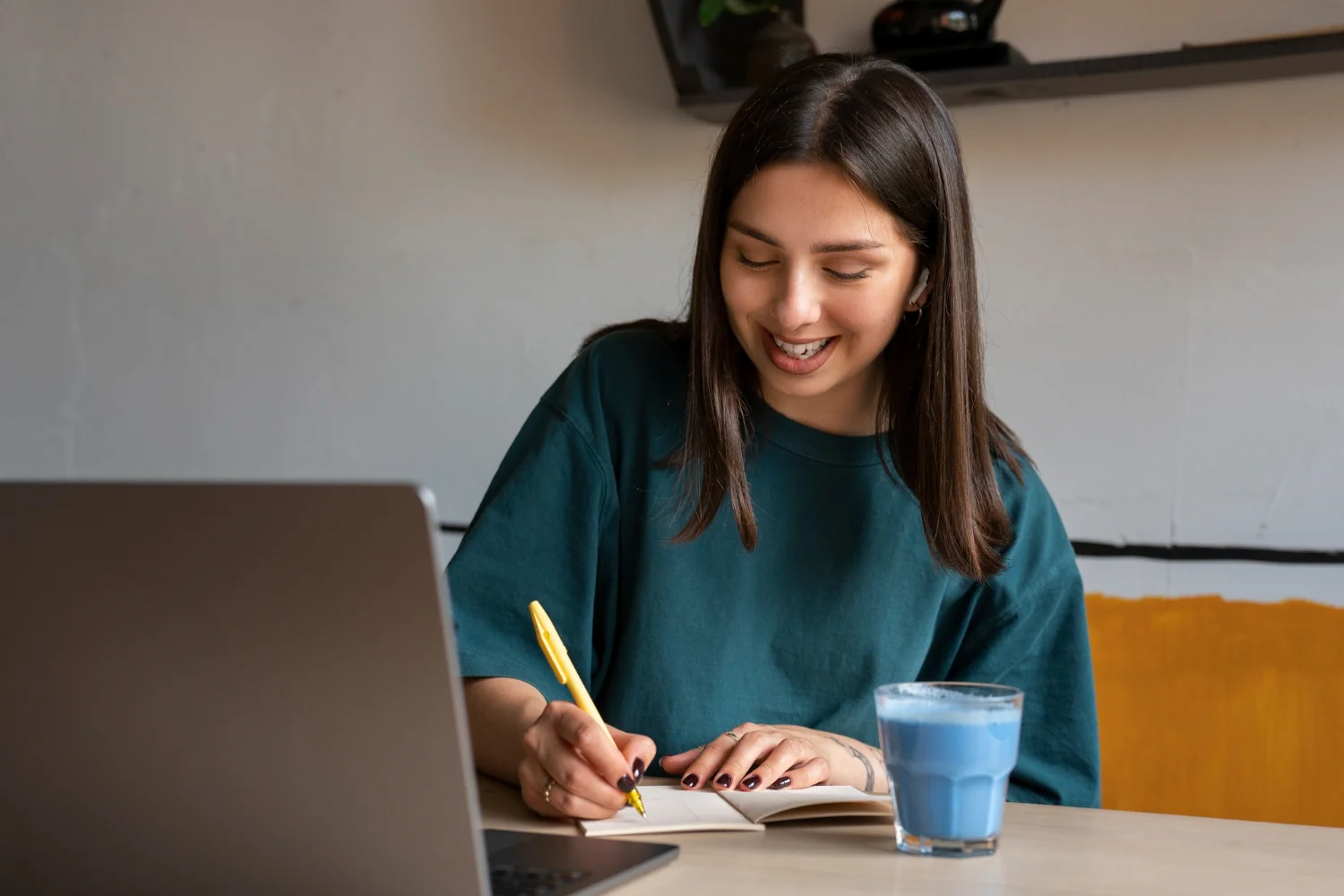 La mejor ia para estudiar y hacer trabajos, todo en uno